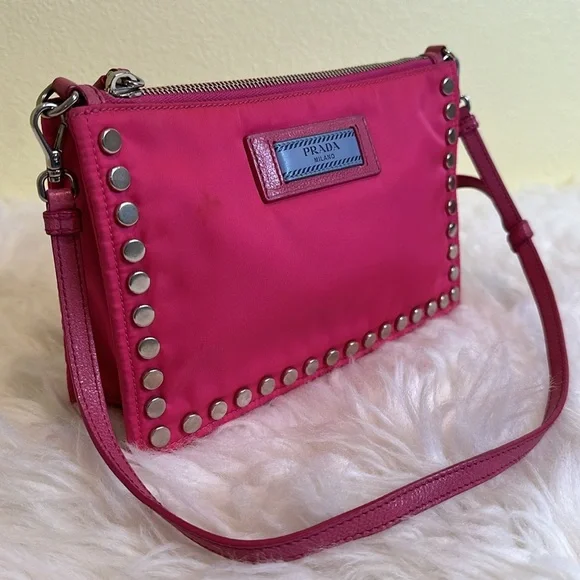 💯Authentic Prada Pink Shoulder Bag🍀